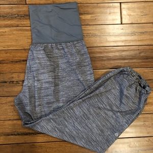 Lululemon size 10